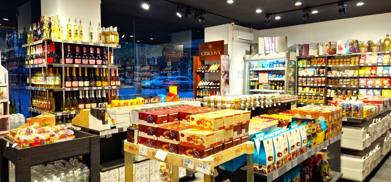 Piata Romana, Bd. General Gheorghe Magheru 12-14