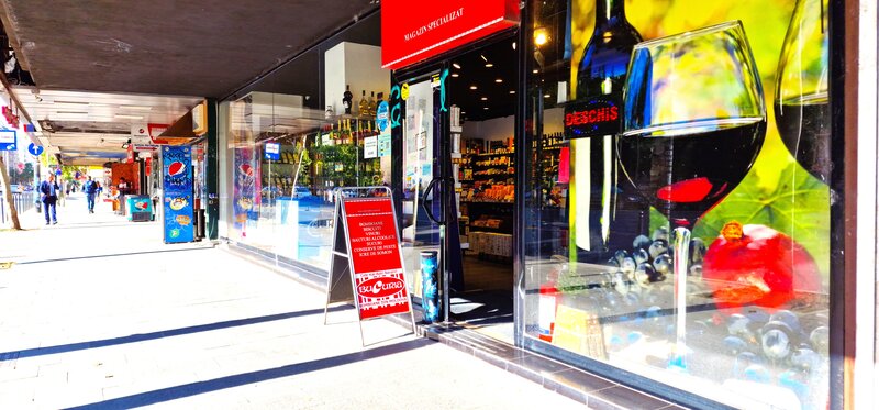 Piata Romana, Bd. General Gheorghe Magheru 12-14